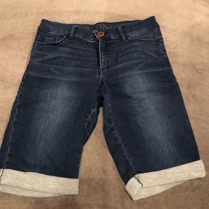 Juicy Couture Cropped (Above the knee) Capris 2